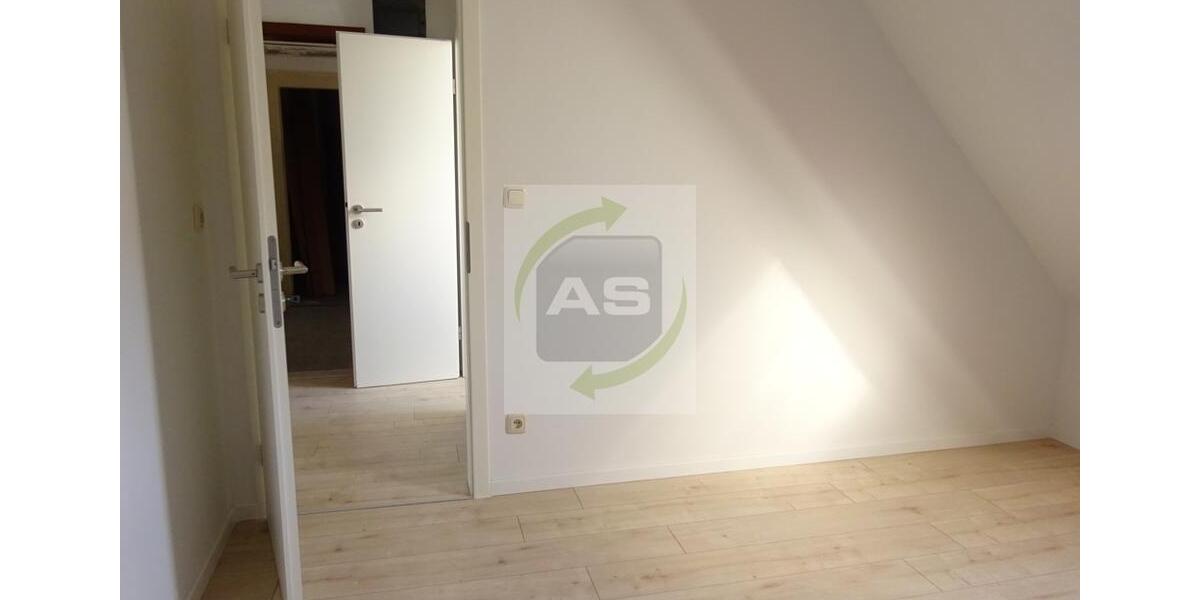 Dachgeschoßwohnung Wilkau-Haßlau Haßlau - 3 Zimmer, 50 m&sup2;, 349&euro; | Angebot:25365190