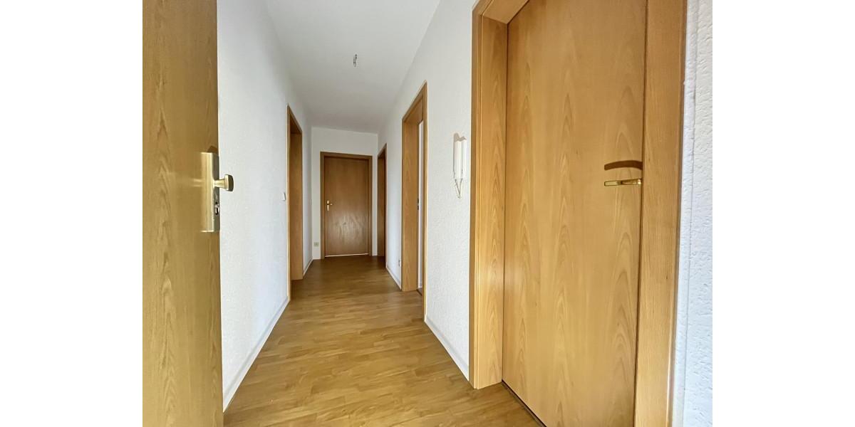 Etagenwohnung Dessau-Roßlau Roßlau - 4 Zimmer, 71 m&sup2;, 505&euro; | Angebot:24976922