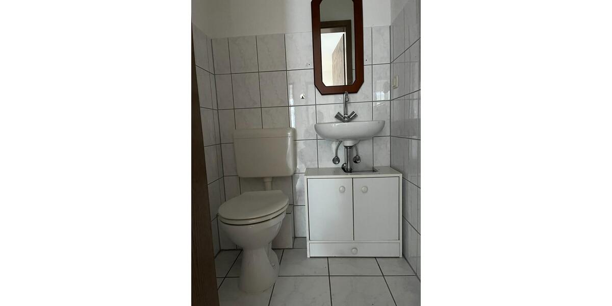 Dachgeschoßwohnung Werdohl - 3 Zimmer, 69 m&sup2;, 500&euro; | Angebot:24687380