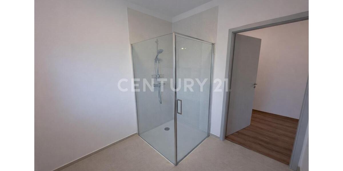 Etagenwohnung Schönebeck (Elbe) - 1 Zimmer, 34 m&sup2;, 450&euro; | Angebot:25778860