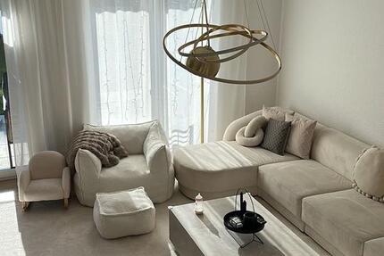 Modernes Reihenhaus-Mitte zimmer