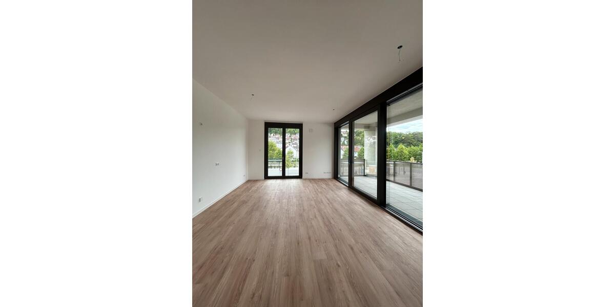 Urbane Neubauwohnung in den Blauhöfen: 3,5 Zimmer und Loggia mit Abendsonne 3 zimmer