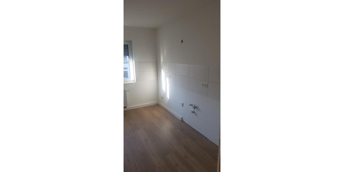 Dachgeschoßwohnung Salzkotten - 1 Zimmer, 41 m&sup2;, 431&euro; | Angebot:25778920