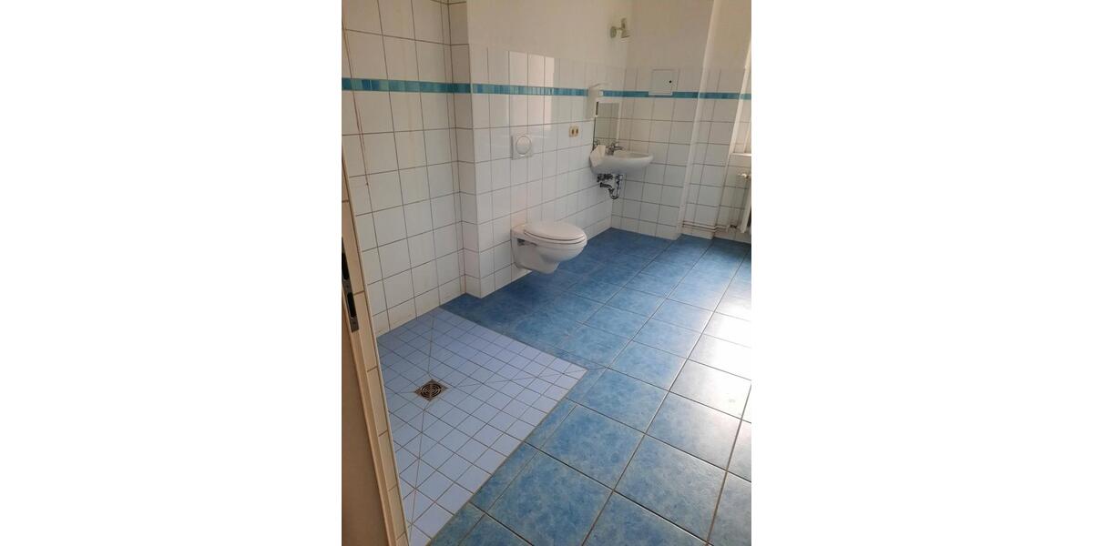 Etagenwohnung Lübben (Spreewald) - 2 Zimmer, 66 m&sup2;, 594&euro; | Angebot:26261805
