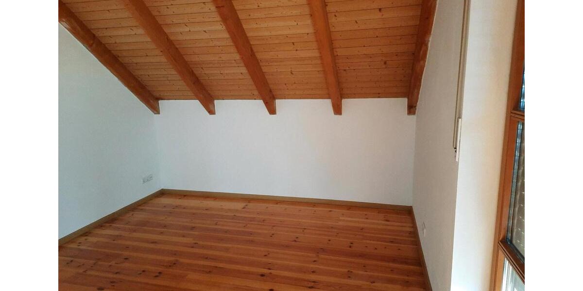 Haus mit EBK, Wintergarten, Balkon, Terrasse und Garten 8 zimmer