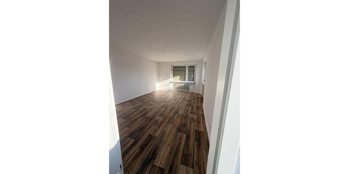 Etagenwohnung Hildesheim Bockfeld - 6 Zimmer, 160 m&sup2;, 1.280&euro; | Angebot:25216439