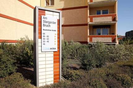 Wohnung zum Mieten in Neubrandenburg 308 € 62.16 m² 3 zimmer