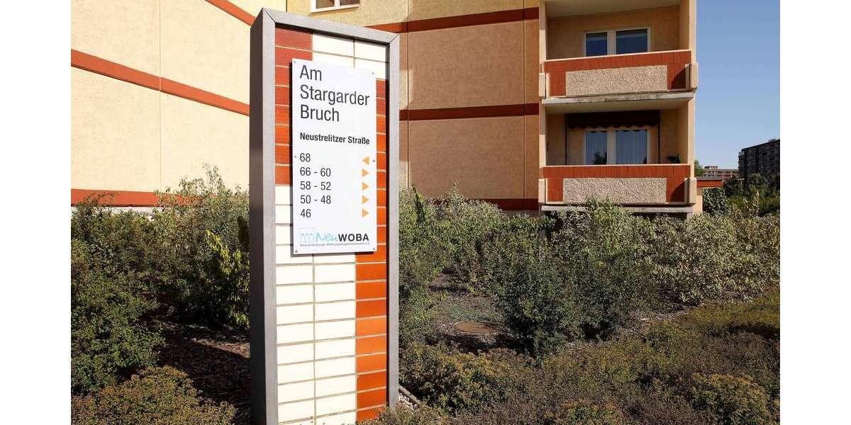 Wohnung zum Mieten in Neubrandenburg 308 € 62.16 m² 3 zimmer