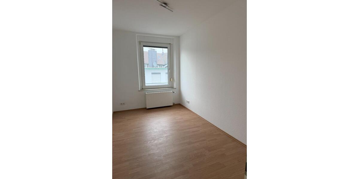 Etagenwohnung Burscheid - 3 Zimmer, 70 m&sup2;, 800&euro; | Angebot:24767082