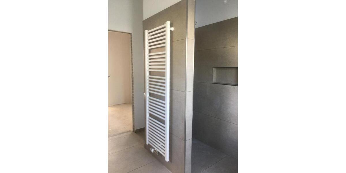 Erstbezug 3,5-Zimmer Dachgeschosswohnung mit wunderschöner Aussicht 3 zimmer