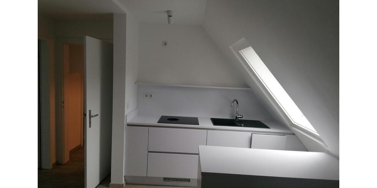 Kleine Dachgeschosswohnung zentral in Eslohe 3 zimmer