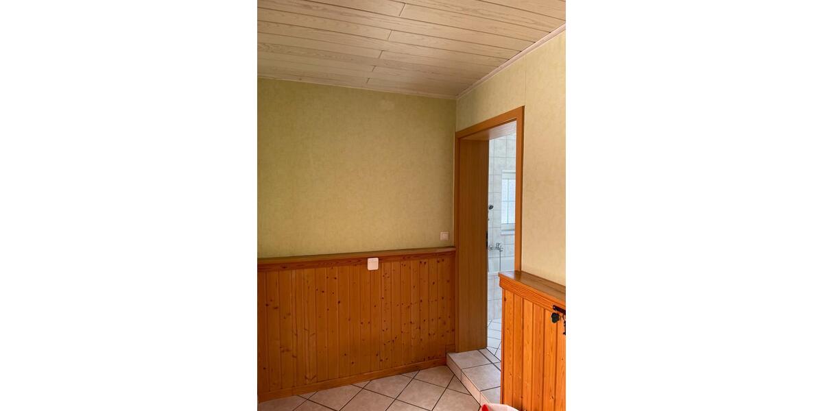 Erdgeschoßwohnung Lübtheen - 2 Zimmer, 75 m&sup2;, 325&euro; | Angebot:25723473