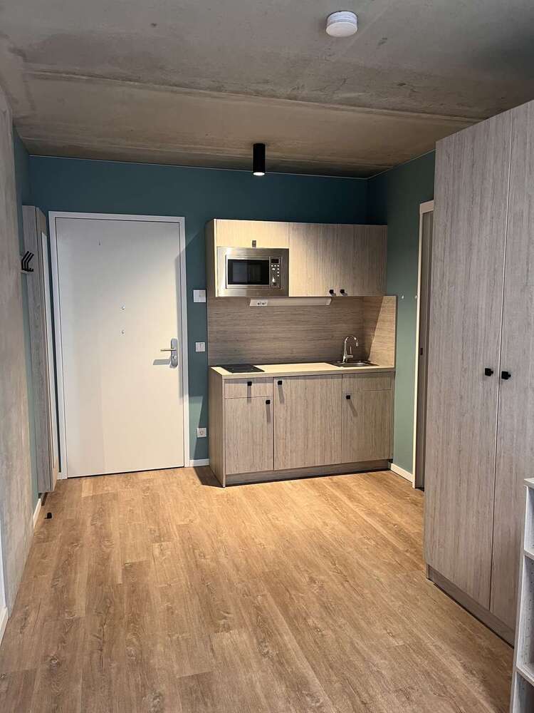 Wohnung zum Mieten in Berlin 784 € 27 m²