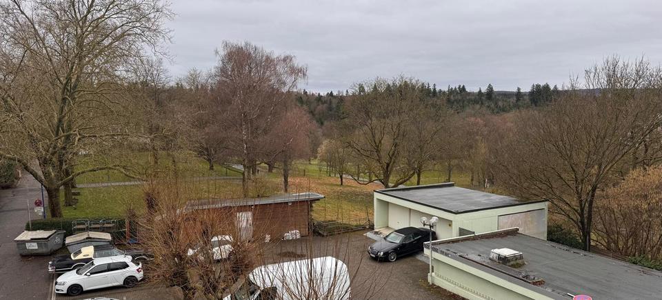 Maisonettenwohnung Waldbronn - 8 Zimmer, 273 m&sup2;, 1.700&euro; | Angebot:25436785