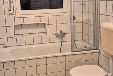 EG-Wohnung, an BerufstätigeRentner 3 zimmer