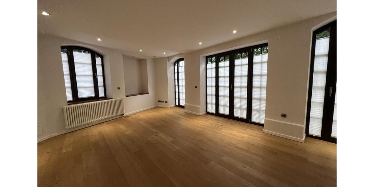 Einfamilienhaus Gießen - 6 Zimmer, 150 m&sup2;, 1.500&euro; | Angebot:18615709