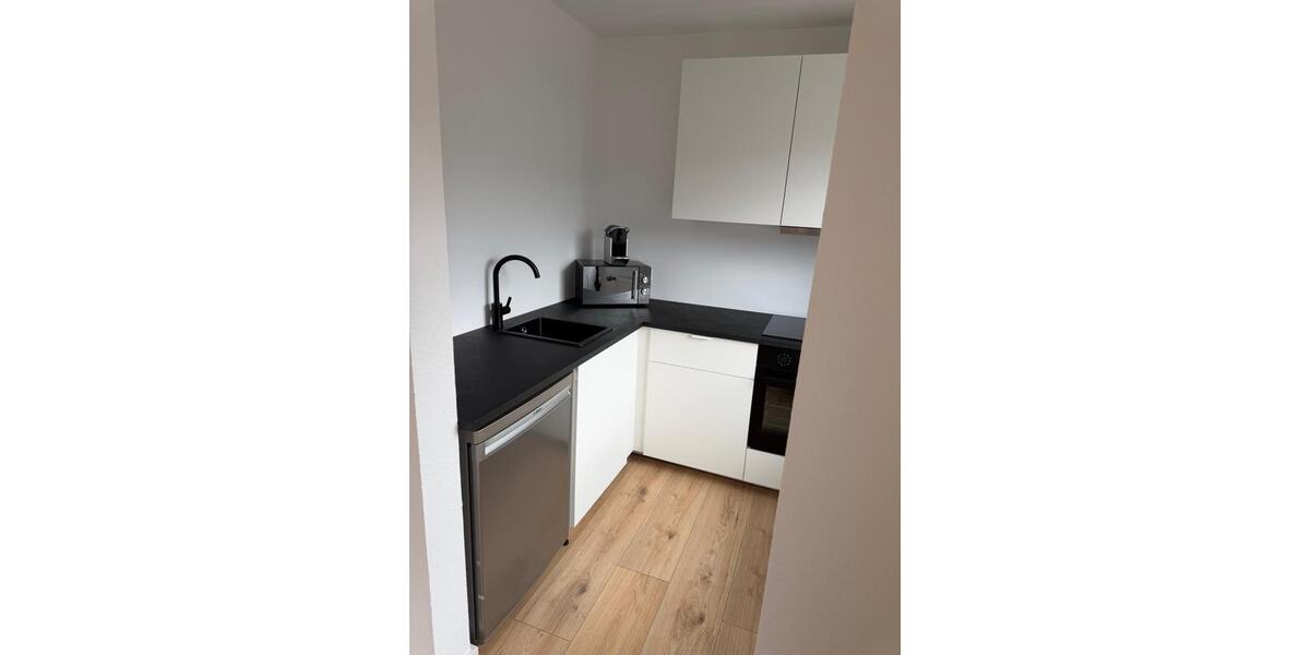 Etagenwohnung Krefeld Gellep-Stratum - 1 Zimmer, 39 m&sup2;, 1.200&euro; | Angebot:26609164