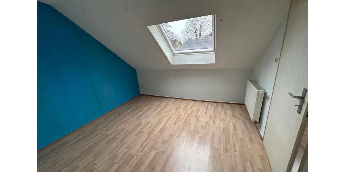 Dachgeschoßwohnung Herford Falkendiek - 3 Zimmer, 75 m&sup2;, 630&euro; | Angebot:26311871