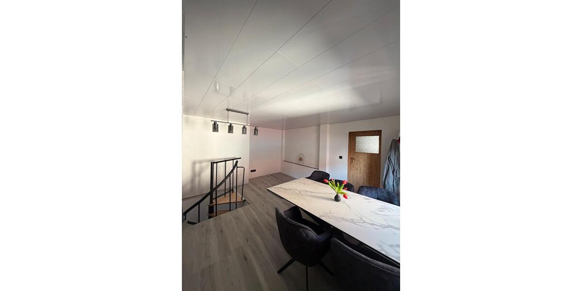 Etagenwohnung Kindelbrück - 4 Zimmer, 100 m&sup2;, 850&euro; | Angebot:26669566