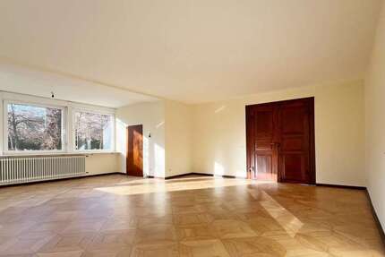 Wohnung zum Mieten in Baden-Baden 1.060 € 120 m² 3 zimmer