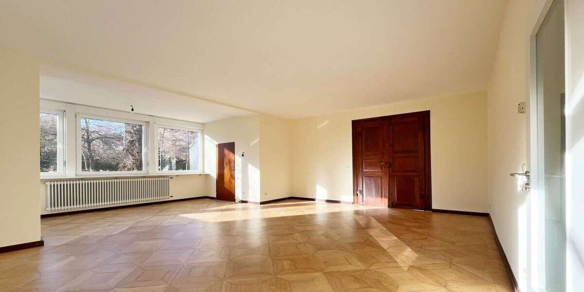 Wohnung zum Mieten in Baden-Baden 1.060 € 120 m² 3 zimmer