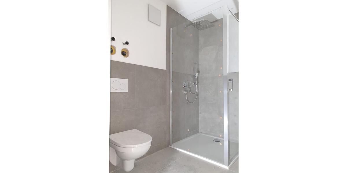 Erdgeschoßwohnung Neuötting - 2 Zimmer, 70 m&sup2;, 1.020&euro; | Angebot:25792194