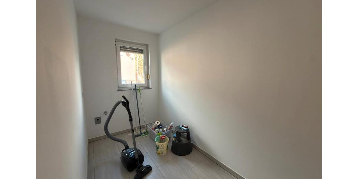 Erdgeschoßwohnung Sassenburg - 4 Zimmer, 110 m&sup2;, 1.115&euro; | Angebot:26005663