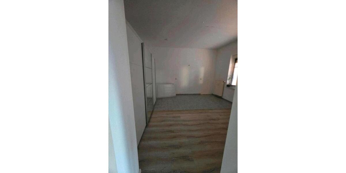 Erdgeschoßwohnung Mittweida - 2 Zimmer, 62 m&sup2;, 540&euro; | Angebot:24753345