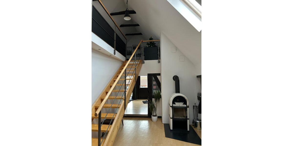 Studio Wohnung über 2 Etagen 5 zimmer