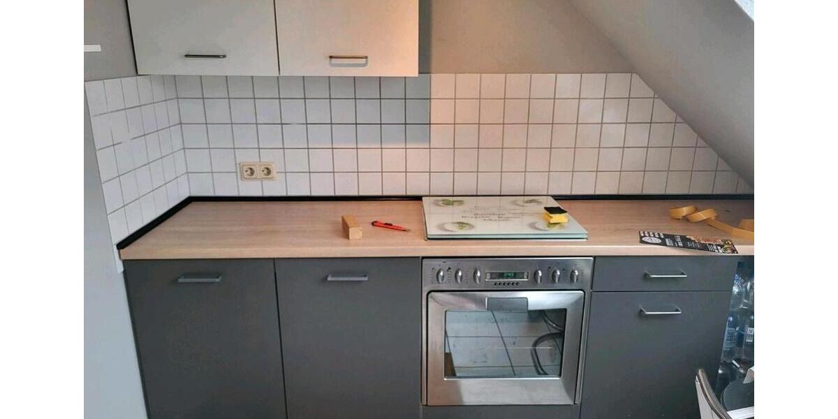 Dachgeschoßwohnung Krefeld Hüls - 2 Zimmer, 58 m&sup2;, 613&euro; | Angebot:26036366