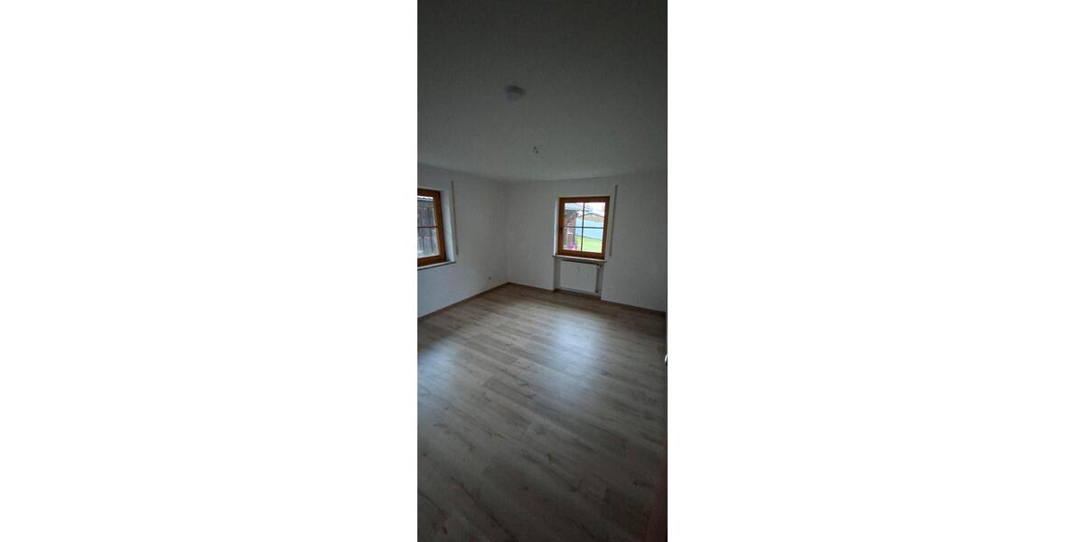 Erdgeschoßwohnung Arrach - 3 Zimmer, 93 m&sup2;, 580&euro; | Angebot:26447549