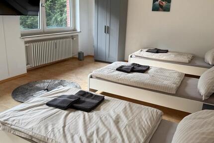 Monteurwohnungen Monteurzimmer in Bestlage Paderborn |Parkplätze 8 zimmer