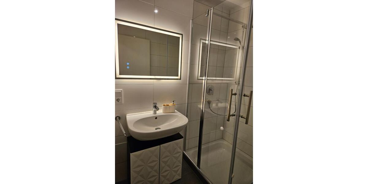 Etagenwohnung Steinbach (Taunus) - 2 Zimmer, 63 m&sup2;, 1.260&euro; | Angebot:24575861