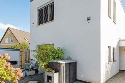 Modernes Wohnhaus im Grünen, mitten in Pankow 5 zimmer