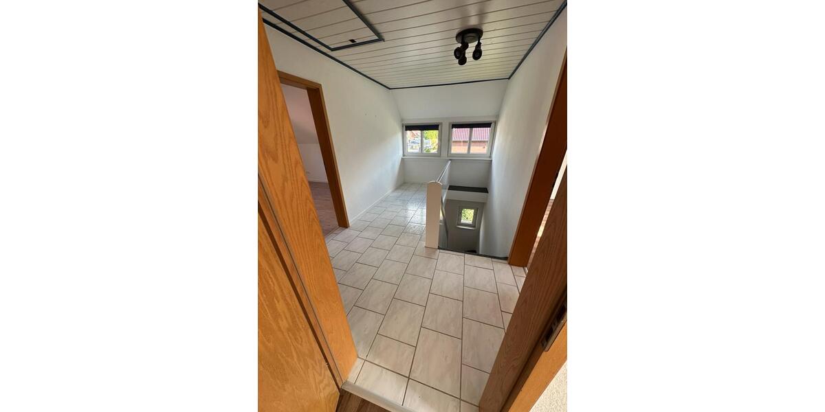 Doppelhaushälfte Saterland - 5 Zimmer, 147 m&sup2;, 1.100&euro; | Angebot:26698293