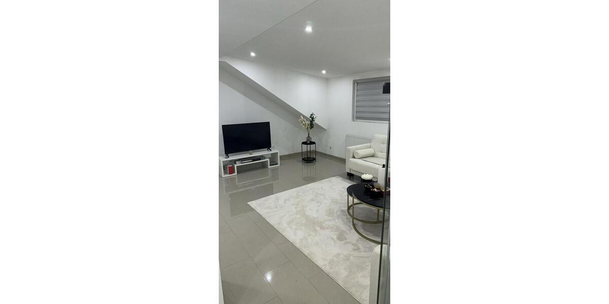 Dachgeschoßwohnung Altbach - 3.5 Zimmer, 86 m&sup2;, 1.400&euro; | Angebot:24836883