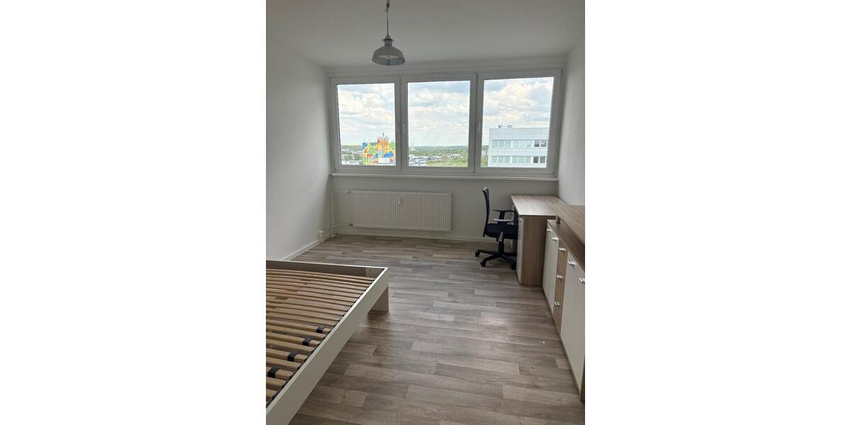 Etagenwohnung Neubrandenburg - 1 Zimmer, 24 m&sup2;, 280&euro; | Angebot:26592652