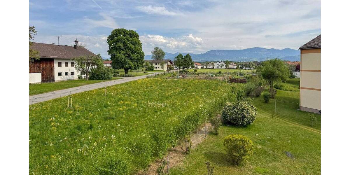 Etagenwohnung Stephanskirchen Schloßberg - 2 Zimmer, 80 m&sup2;, 980&euro; | Angebot:26643451