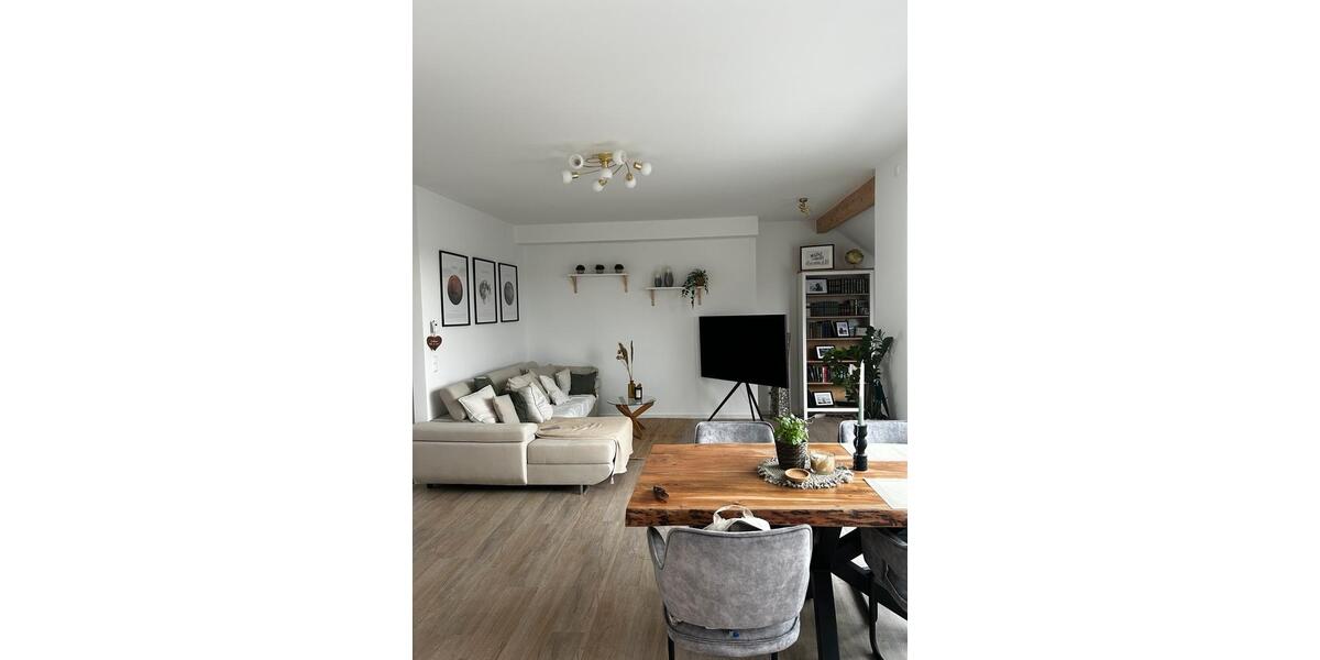 Zur Zwischenmiete: großzügige 2-Zimmer-Wohnung am Rhein 2 zimmer