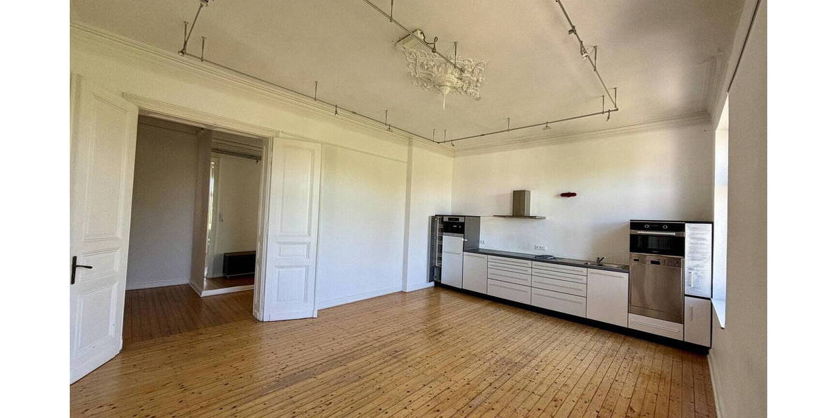Etagenwohnung Aachen Aachen-Mitte - 4 Zimmer, 140 m&sup2;, 1.680&euro; | Angebot:26764524
