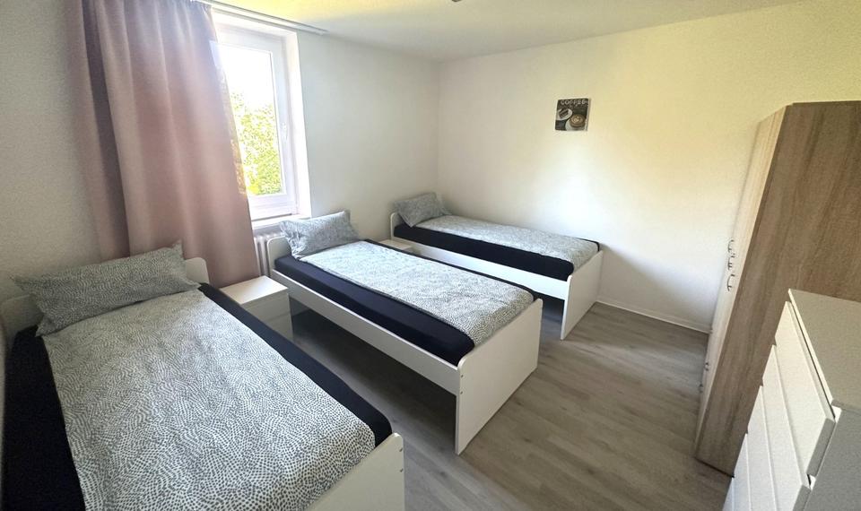 Wohnen auf Zeit Dortmund Hombruch - 3 Zimmer, 80 m&sup2;, 15&euro; | Angebot:23830327