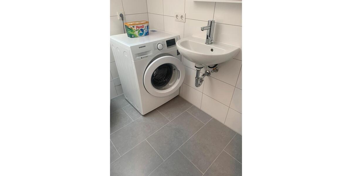 Wohnen auf Zeit Hebertshausen - 7 Zimmer, 220 m&sup2;, 17&euro; | Angebot:26531776
