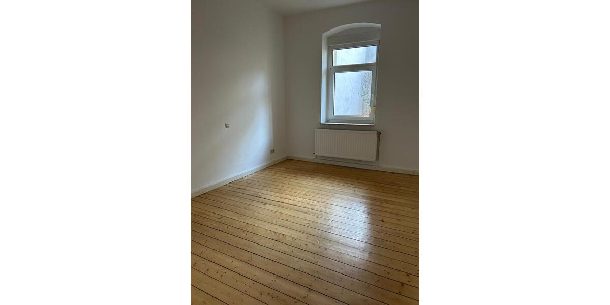 Etagenwohnung Fulda - 4 Zimmer, 100 m&sup2;, 890&euro; | Angebot:25646017