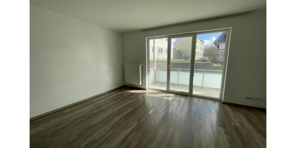 Erdgeschoßwohnung Ilmenau - 1 Zimmer, 30 m&sup2;, 270&euro; | Angebot:25901637