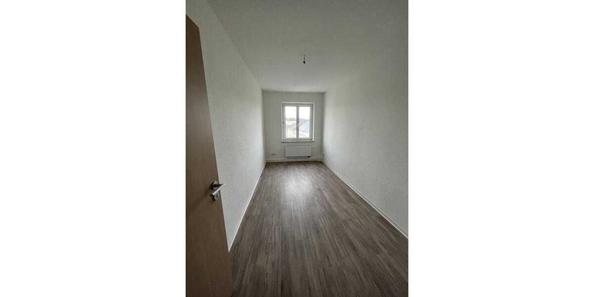 4-Raum-Wohnung im Stadtzentrum mit Badewanne und Balkon 4 zimmer