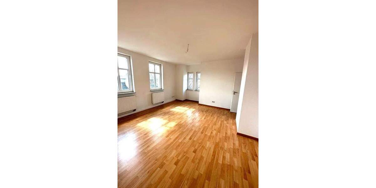 Gewerbeobjekt Neuhaus am Rennweg Neuhaus - 3 Zimmer, 116 m&sup2;, 875&euro; | Angebot:25911132