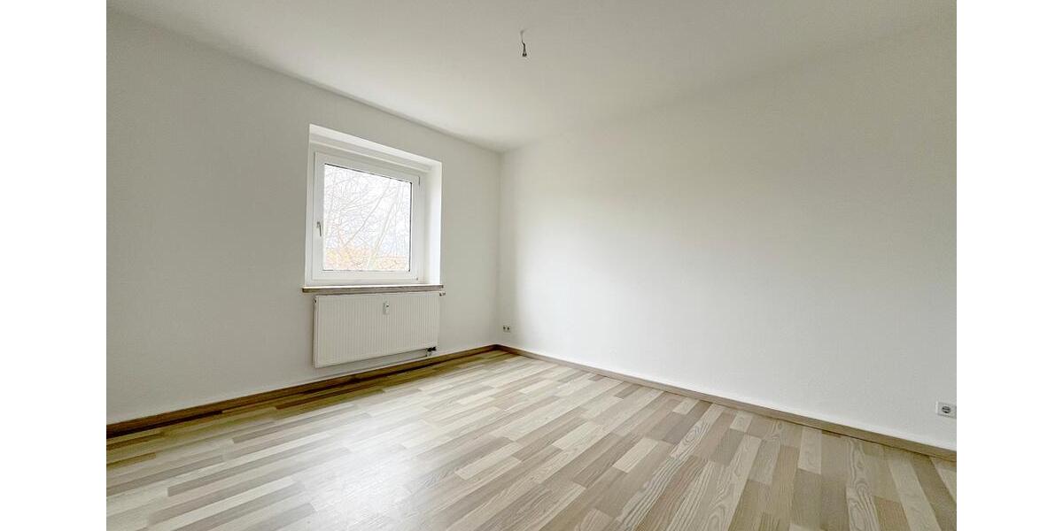 Etagenwohnung Glauchau - 2 Zimmer, 41 m&sup2;, 260&euro; | Angebot:26001490