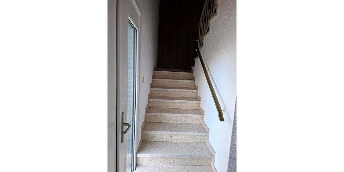 Etagenwohnung Mogendorf - 3 Zimmer, 95 m&sup2;, 750&euro; | Angebot:26636613