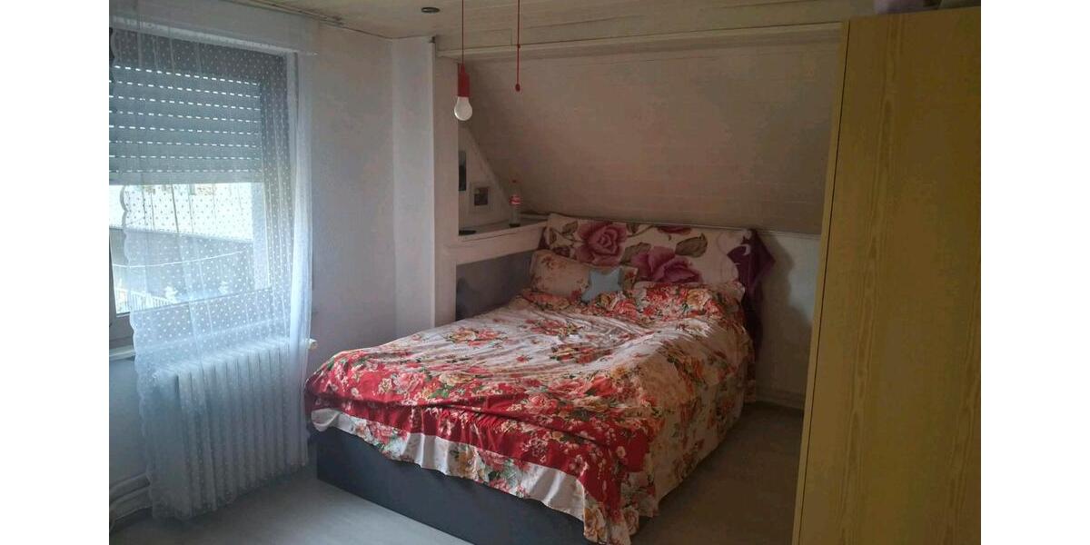 Dachgeschoßwohnung Höhr-Grenzhausen Grenzhausen - 2 Zimmer, 42 m&sup2;, 600&euro; | Angebot:25989167