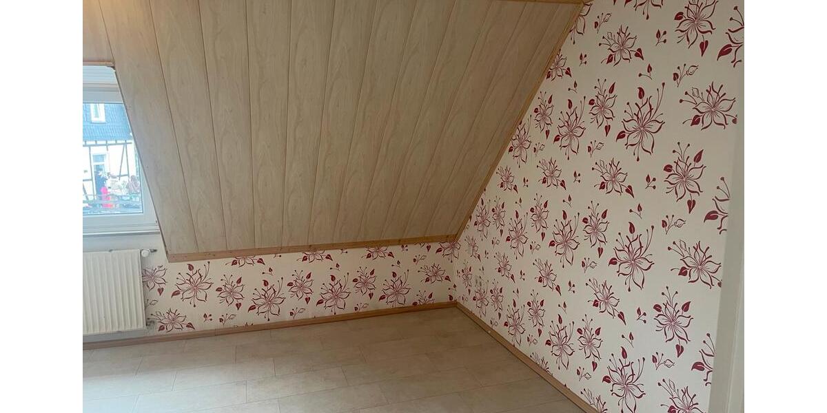 Etagenwohnung Waldbröl - 4 Zimmer, 84 m&sup2;, 650&euro; | Angebot:26073416